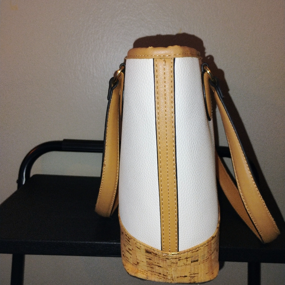 Giani Bernini white purse - Picture 3 of 8